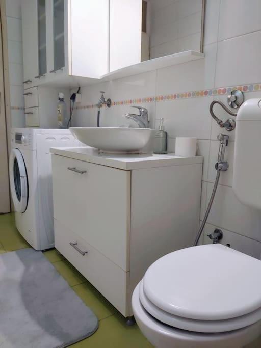 Spacious Condo Near Bascarsija - Free Parking SJJ Esterno foto